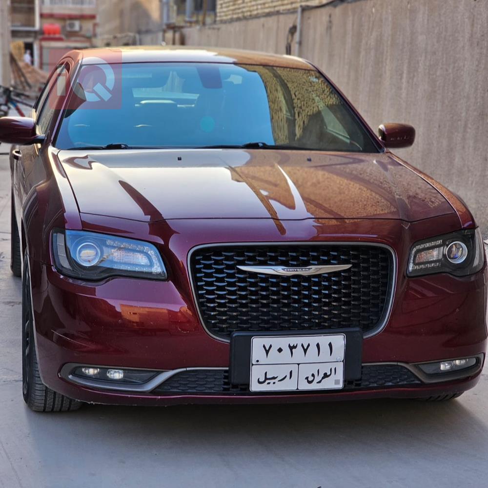 كرايسلر 300